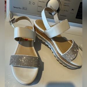 Madden Girl size 4 shoes